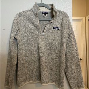 Patagonia Quarter Zip- size small